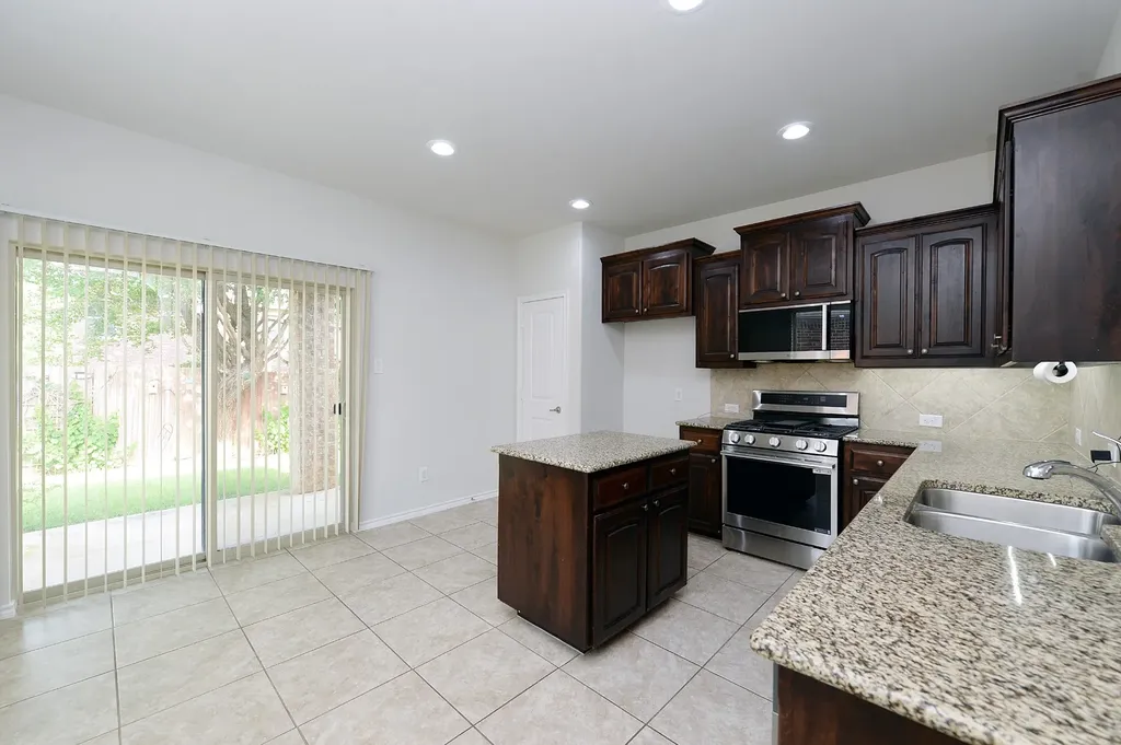 4813 Green River Drive Denton TX 76208