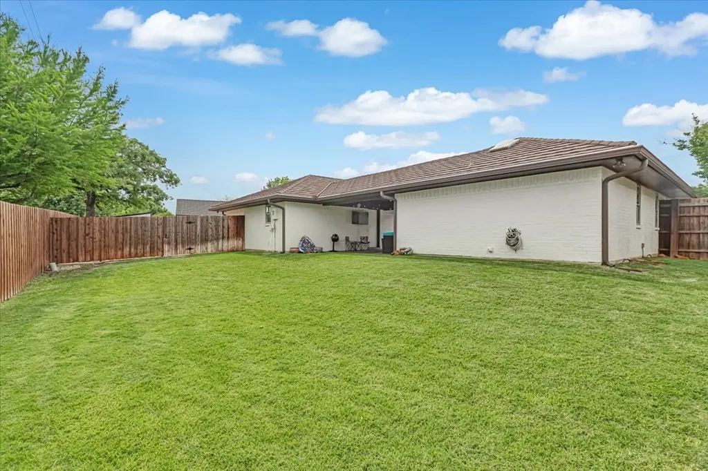27 Crestwood Drive Trophy Club TX 76262