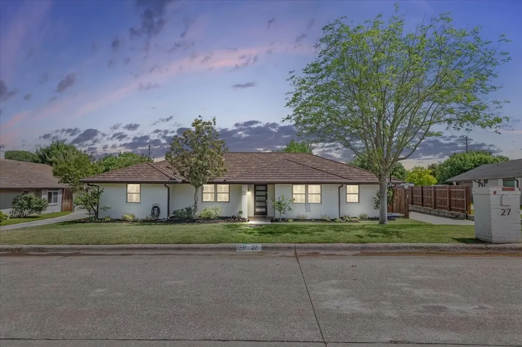 27 Crestwood Drive Trophy Club TX 76262