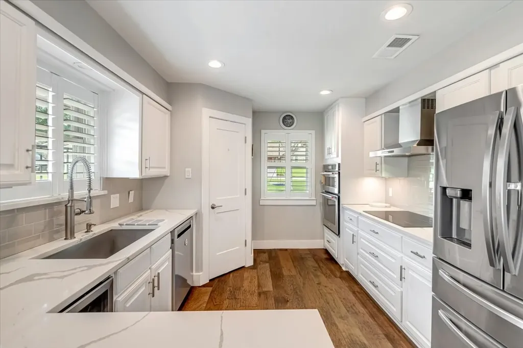 27 Crestwood Drive Trophy Club TX 76262