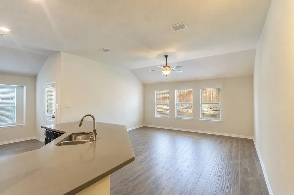 1053 N Churchill Drive Fate TX 75189