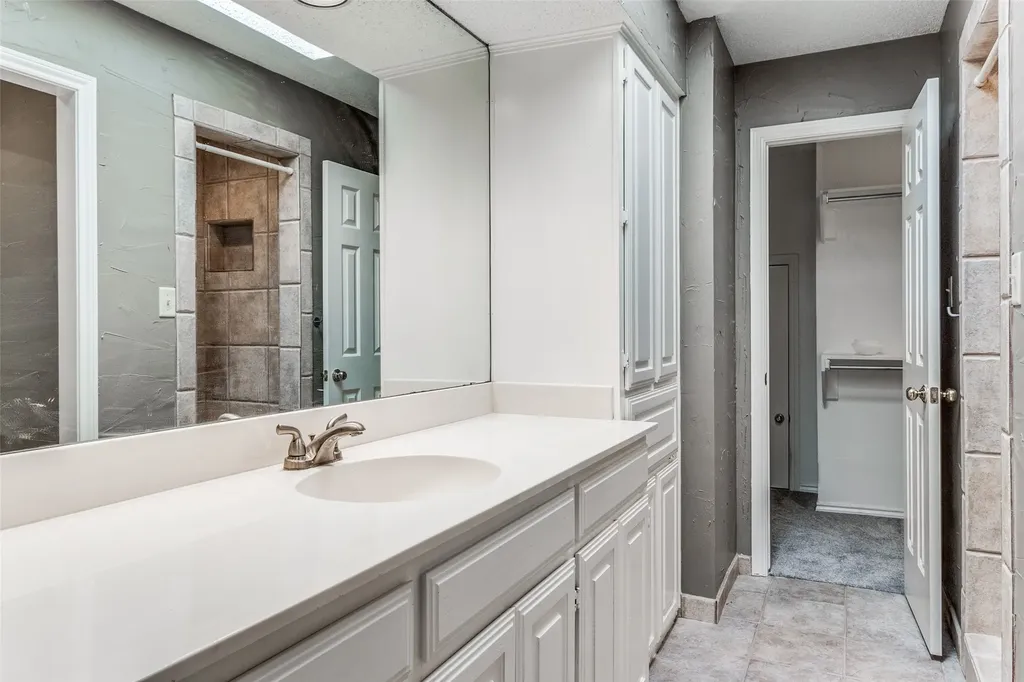 13902 Preston Valley Place Dallas TX 75240