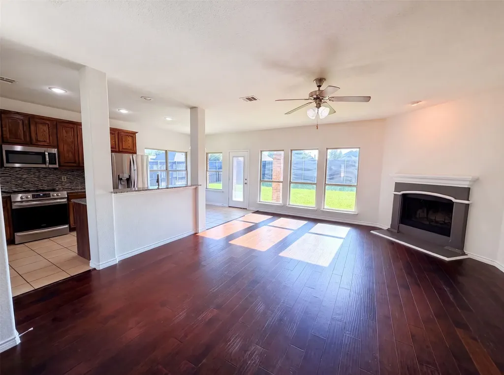 1217 Maverick Lane Royse City TX 75189