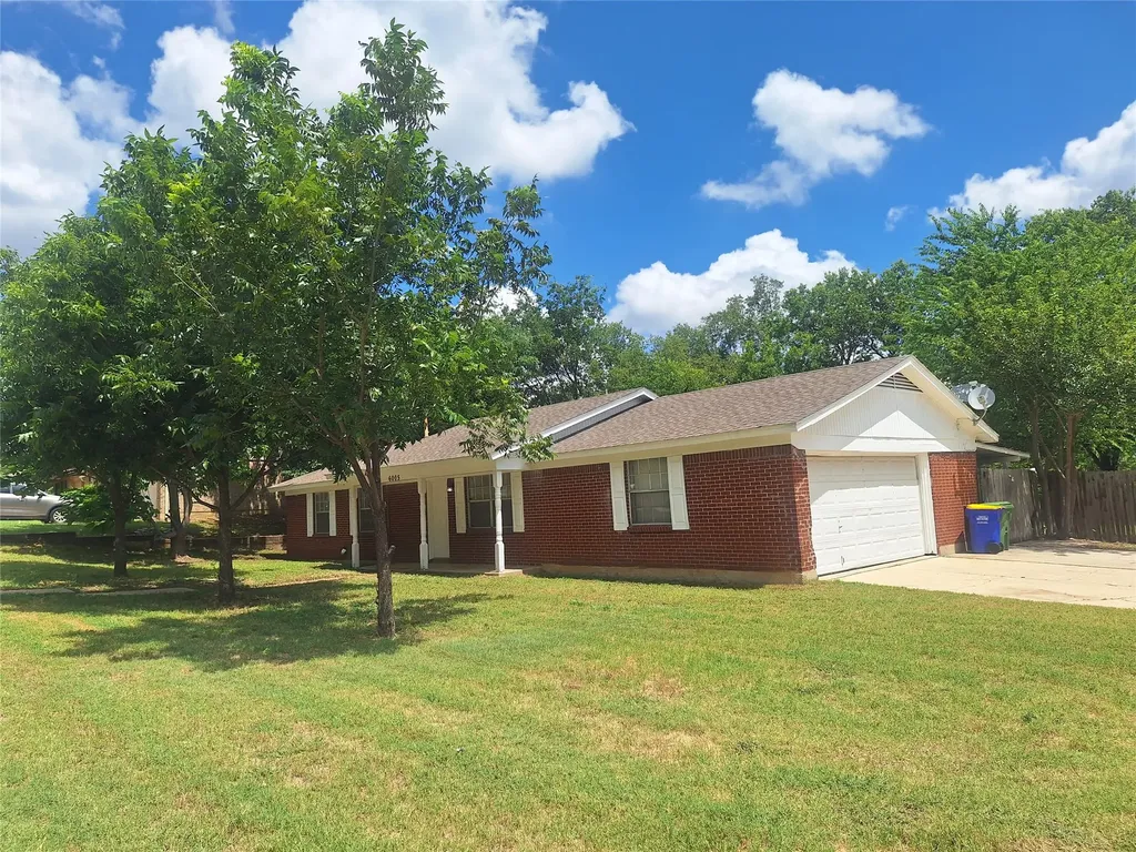 6005 Barry Drive Watauga TX 76148