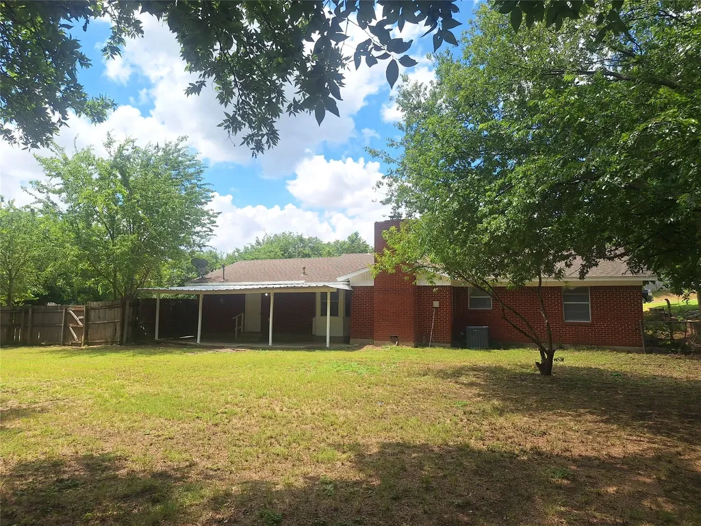 6005 Barry Drive Watauga TX 76148