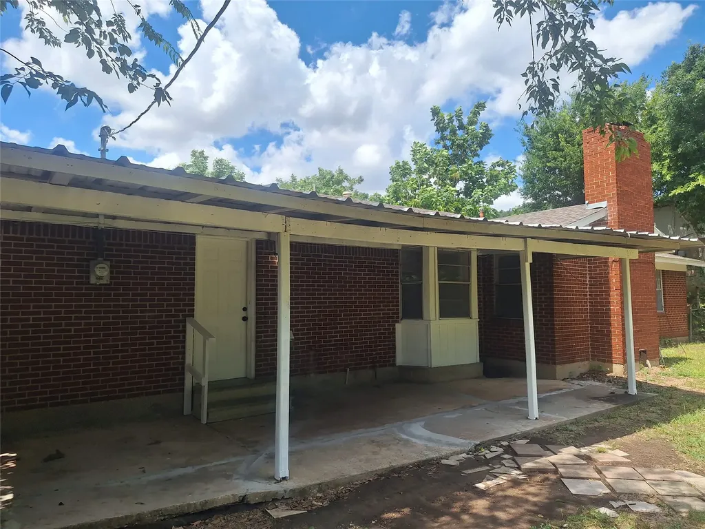 6005 Barry Drive Watauga TX 76148