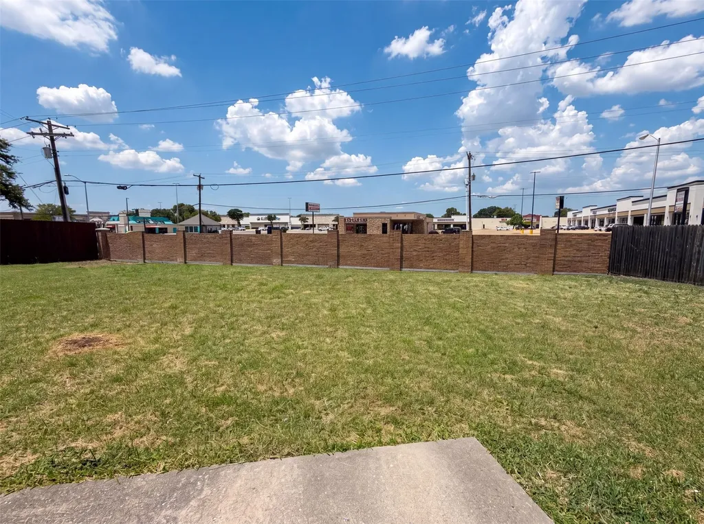 861 Pimernel Lane Plano TX 75075