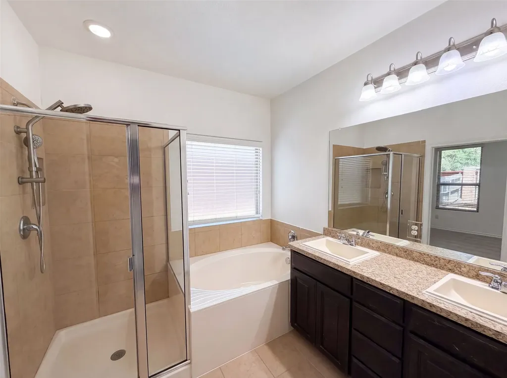 1108 Edgewater Drive Azle TX 76020