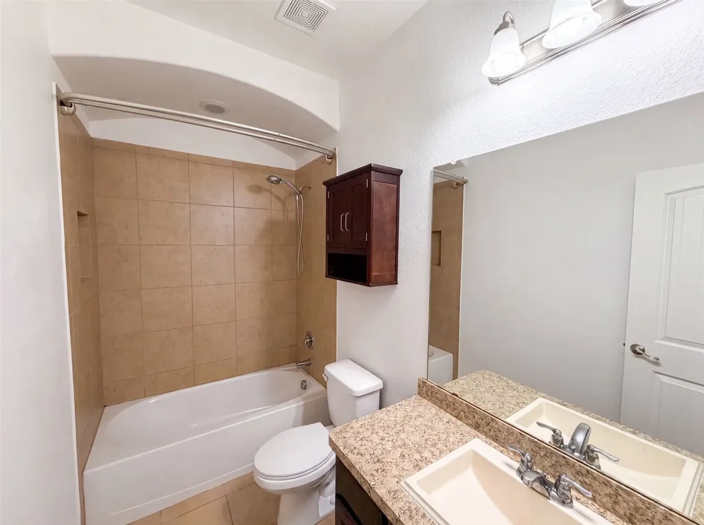 1108 Edgewater Drive Azle TX 76020