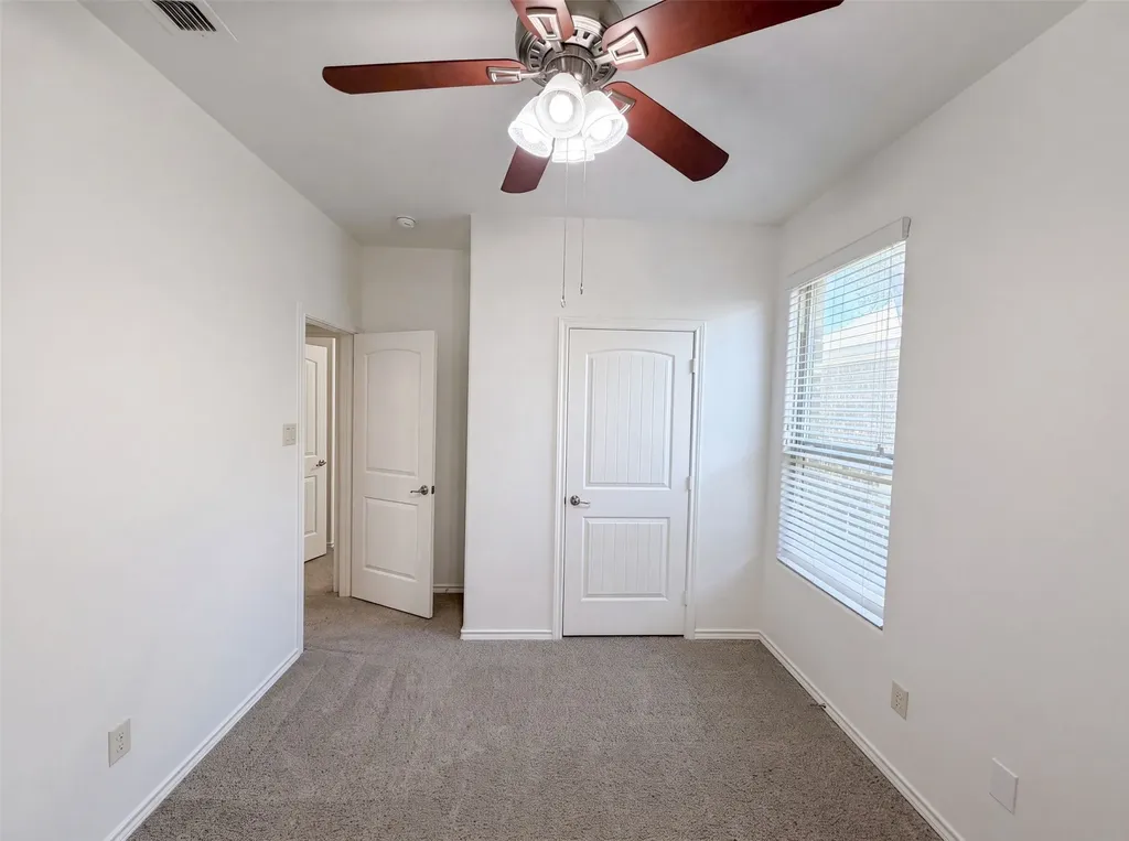 1108 Edgewater Drive Azle TX 76020