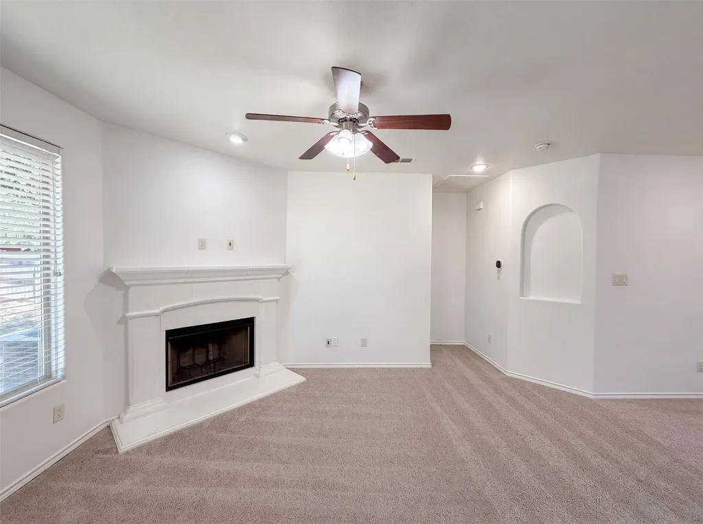 1108 Edgewater Drive Azle TX 76020