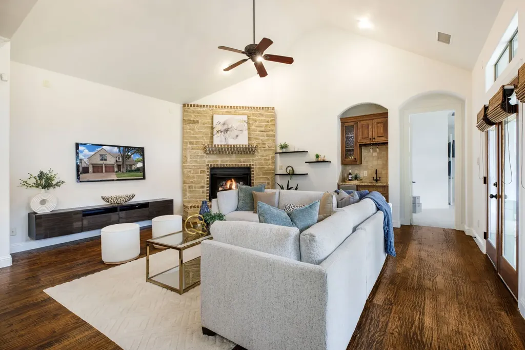 3606 S Versailles Avenue Dallas TX 75209