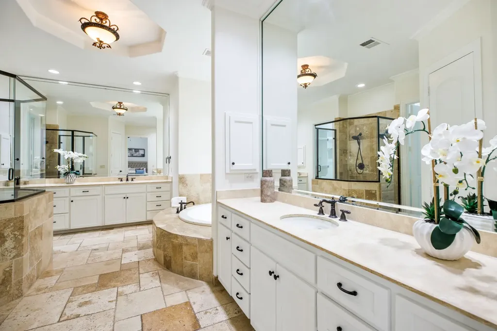3606 S Versailles Avenue Dallas TX 75209