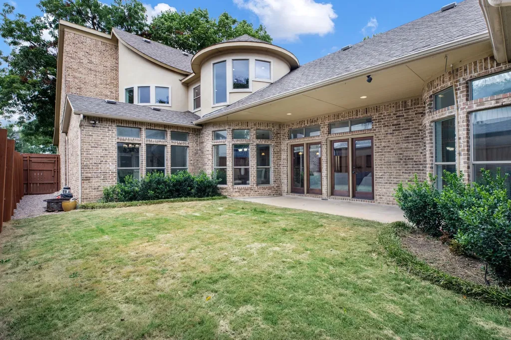 3606 S Versailles Avenue Dallas TX 75209