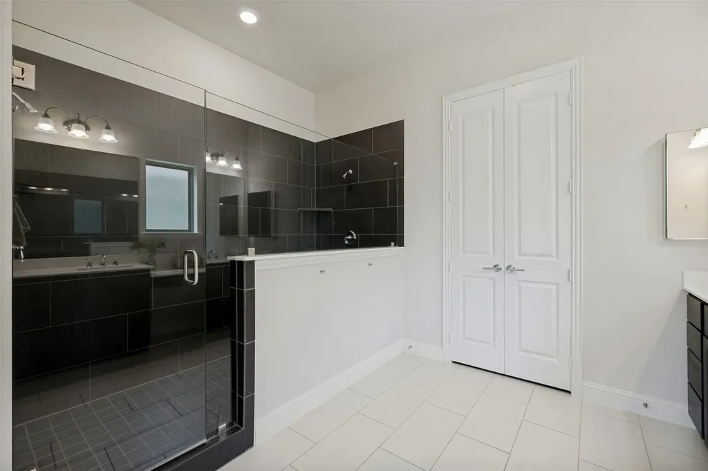 8109 Tramore The Colony TX 75056