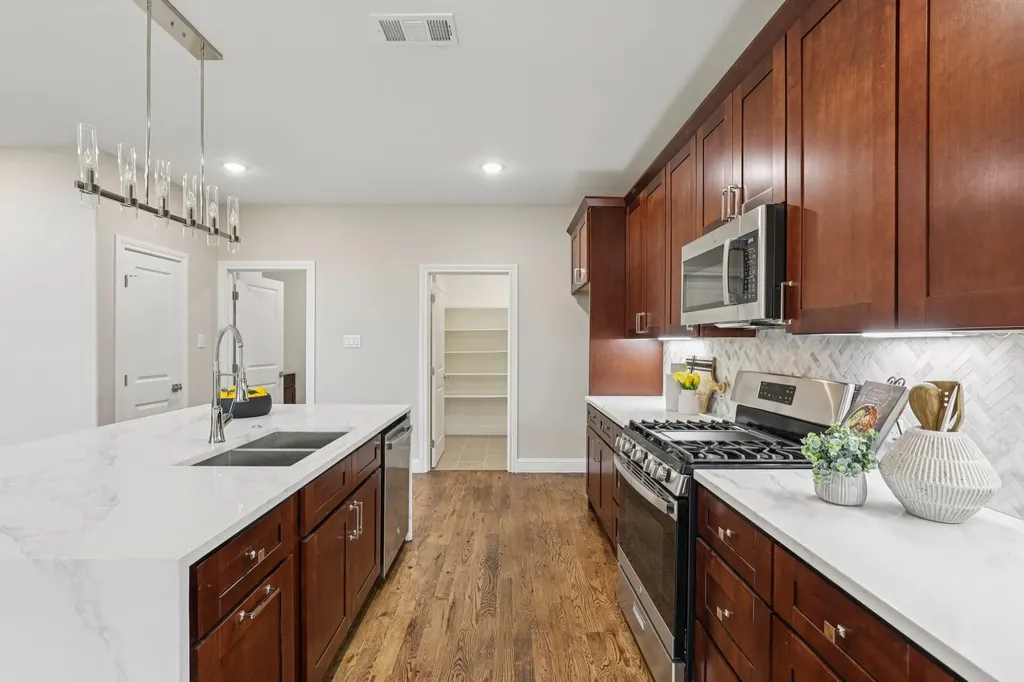 1713 Highland Drive W Keller TX 76262