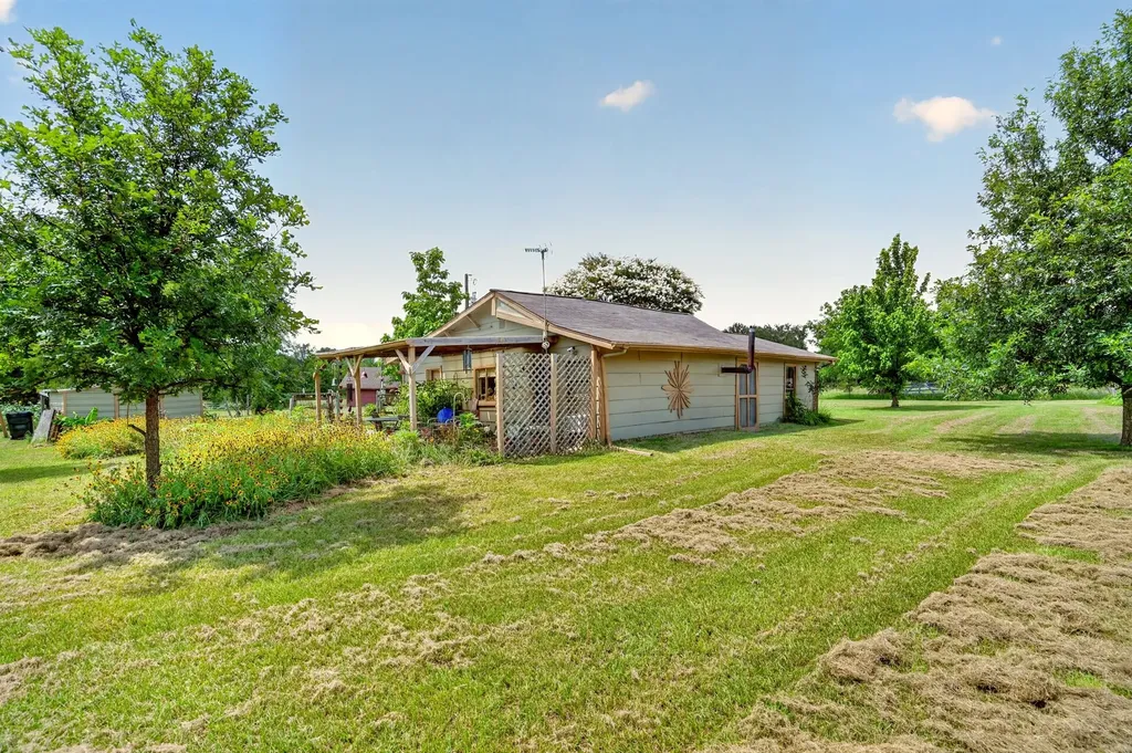 3871 Post Oak Boulevard Caddo Mills TX 75135