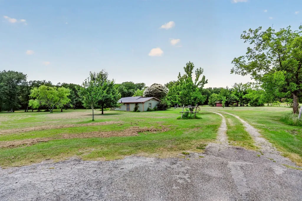 3871 Post Oak Boulevard Caddo Mills TX 75135