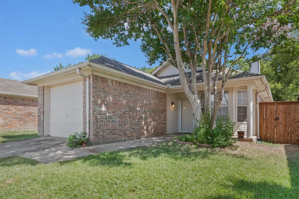1918 Lee Drive Denton TX 76209