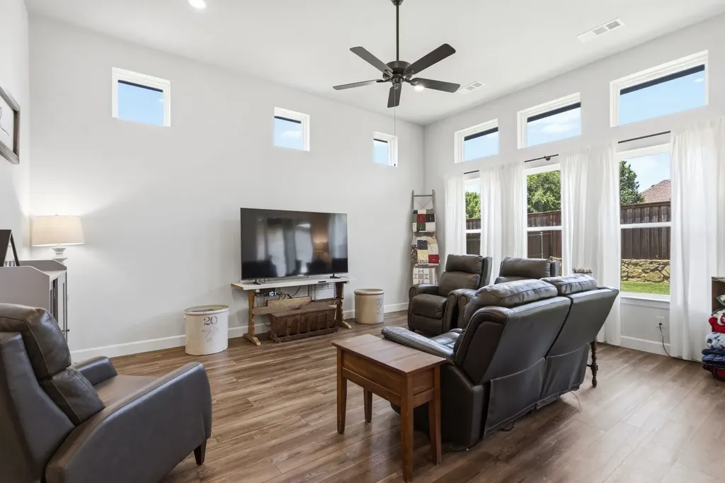 4104 Cherrybark Drive Denton TX 76208