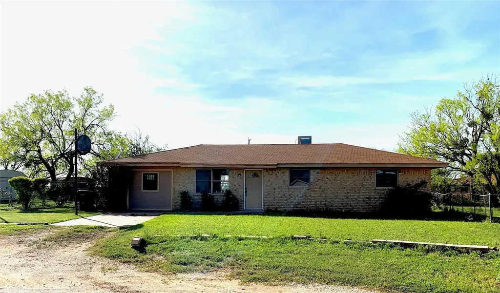 4 Carson Circle Merkel TX 79536
