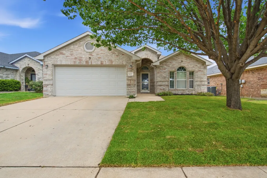 6613 Fitzgerald Street Fort Worth TX 76179