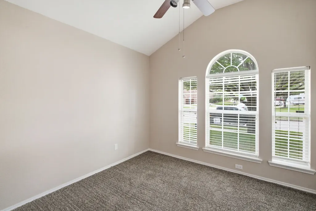6613 Fitzgerald Street Fort Worth TX 76179