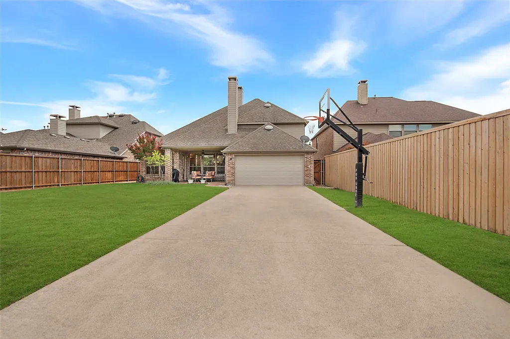 2409 Hardrock Castle Drive Lewisville TX 75056