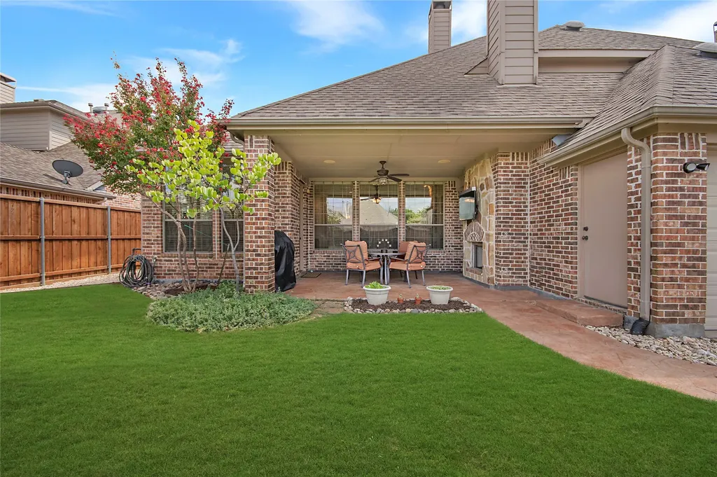 2409 Hardrock Castle Drive Lewisville TX 75056