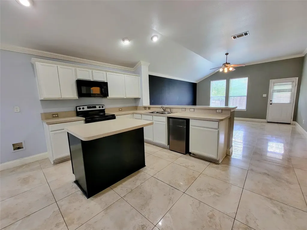8033 Summer Stream Drive Fort Worth TX 76134