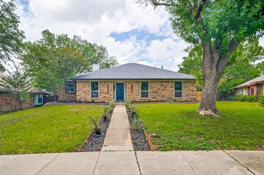 4704 La Paz Drive Mesquite TX 75150