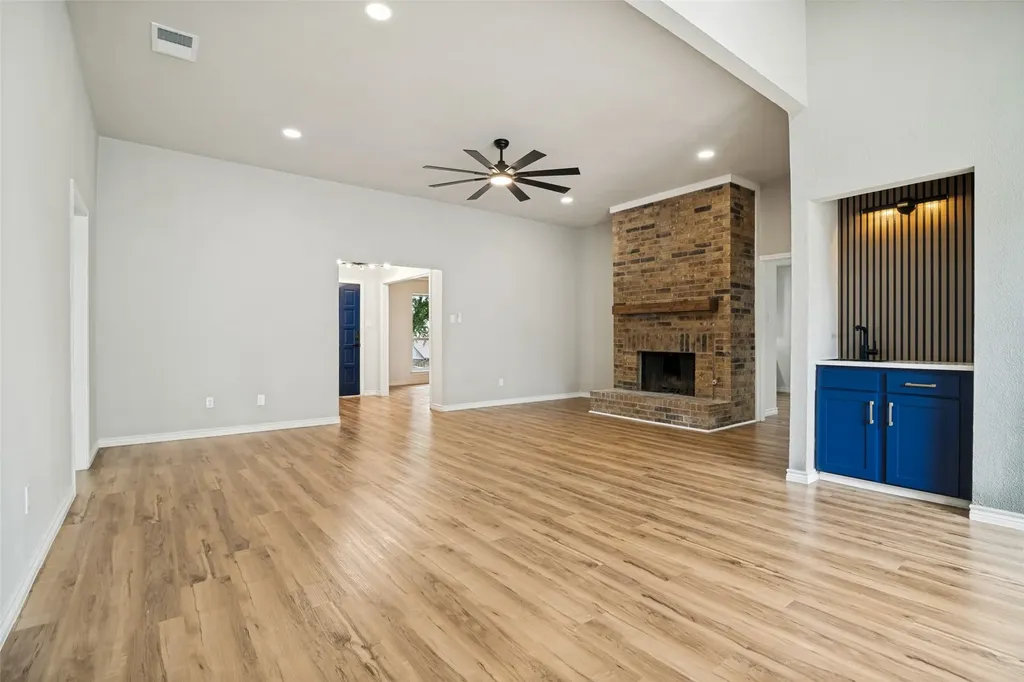 4704 La Paz Drive Mesquite TX 75150