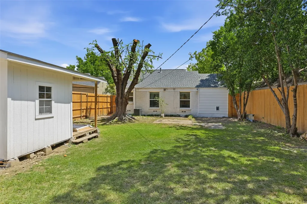 4308 Donnelly Avenue Fort Worth TX 76107