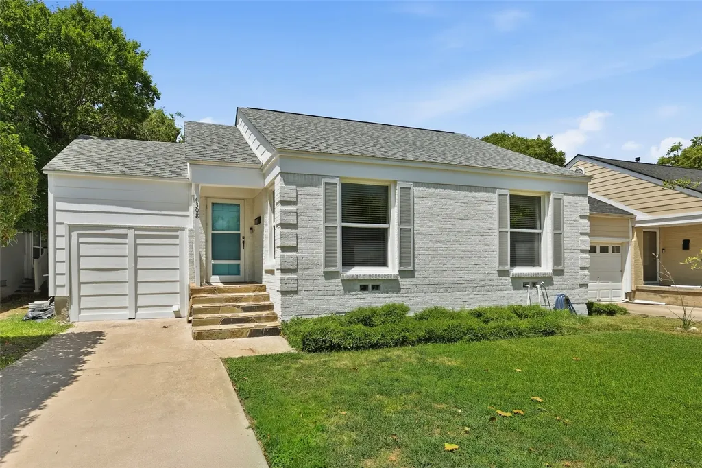 4308 Donnelly Avenue Fort Worth TX 76107