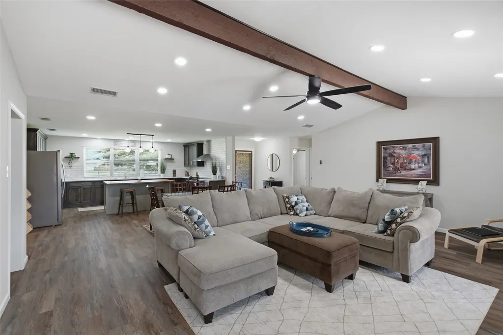 11477 Ridgeview Circle Fort Worth TX 76244