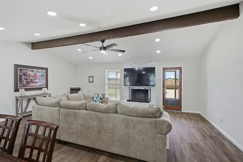 11477 Ridgeview Circle Fort Worth TX 76244