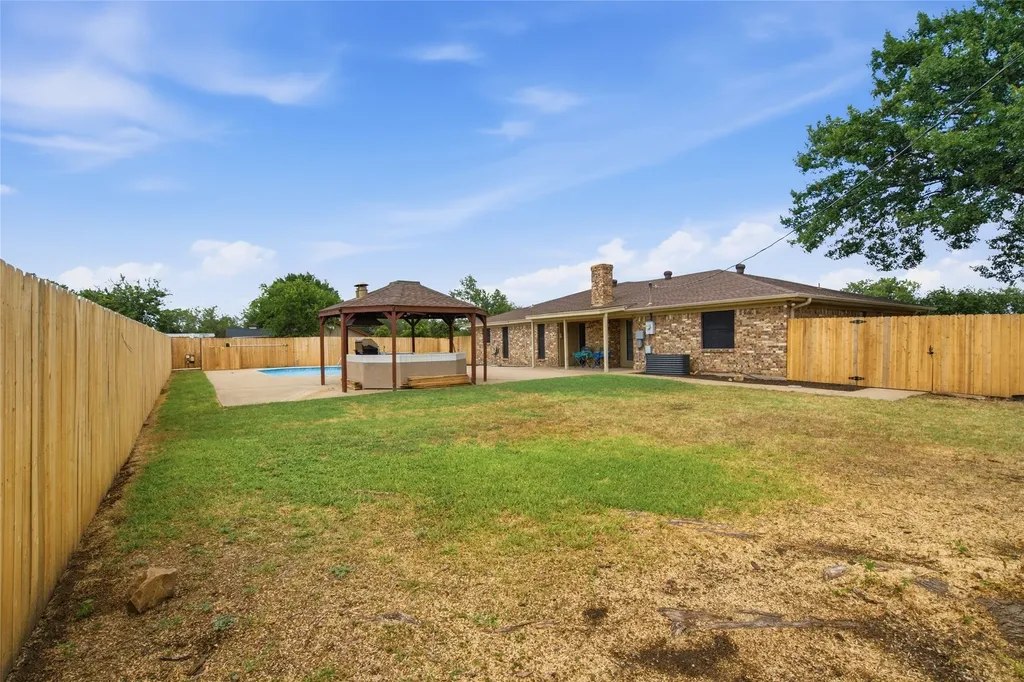 11477 Ridgeview Circle Fort Worth TX 76244