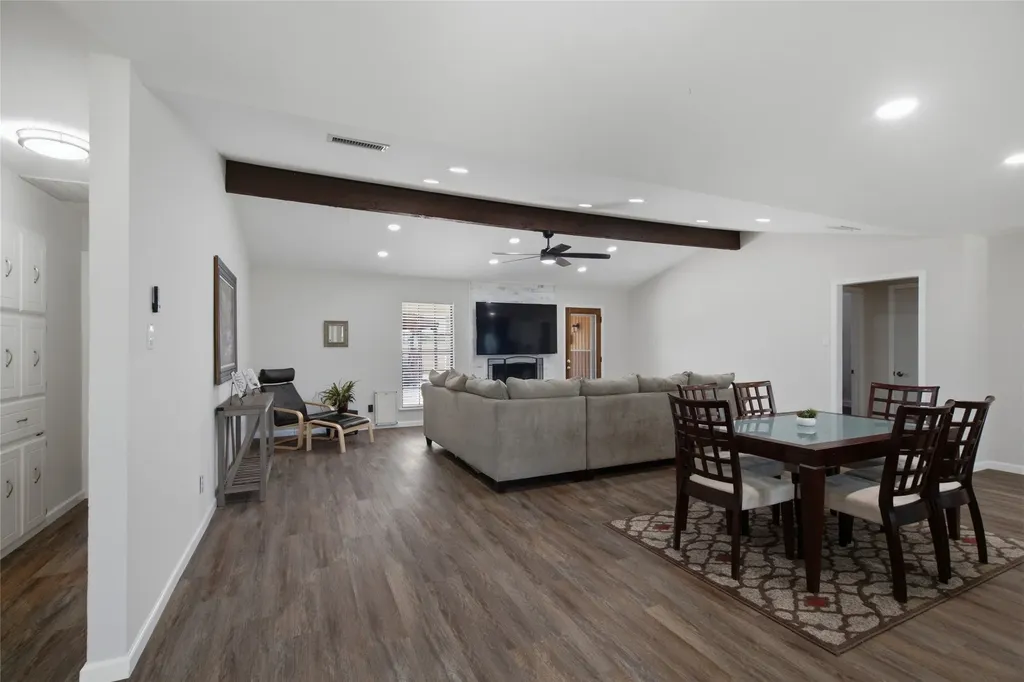 11477 Ridgeview Circle Fort Worth TX 76244