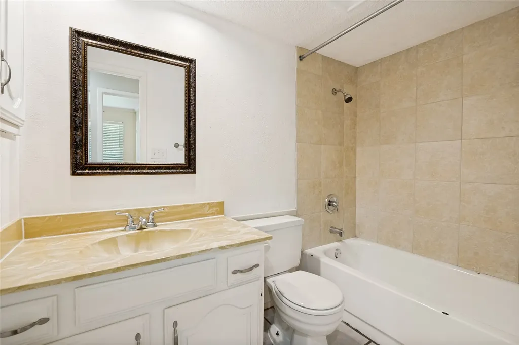 1507 Barclay Drive Richardson TX 75081