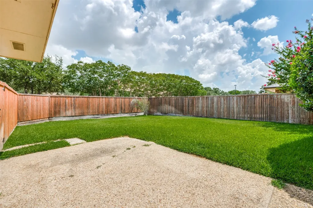 1507 Barclay Drive Richardson TX 75081