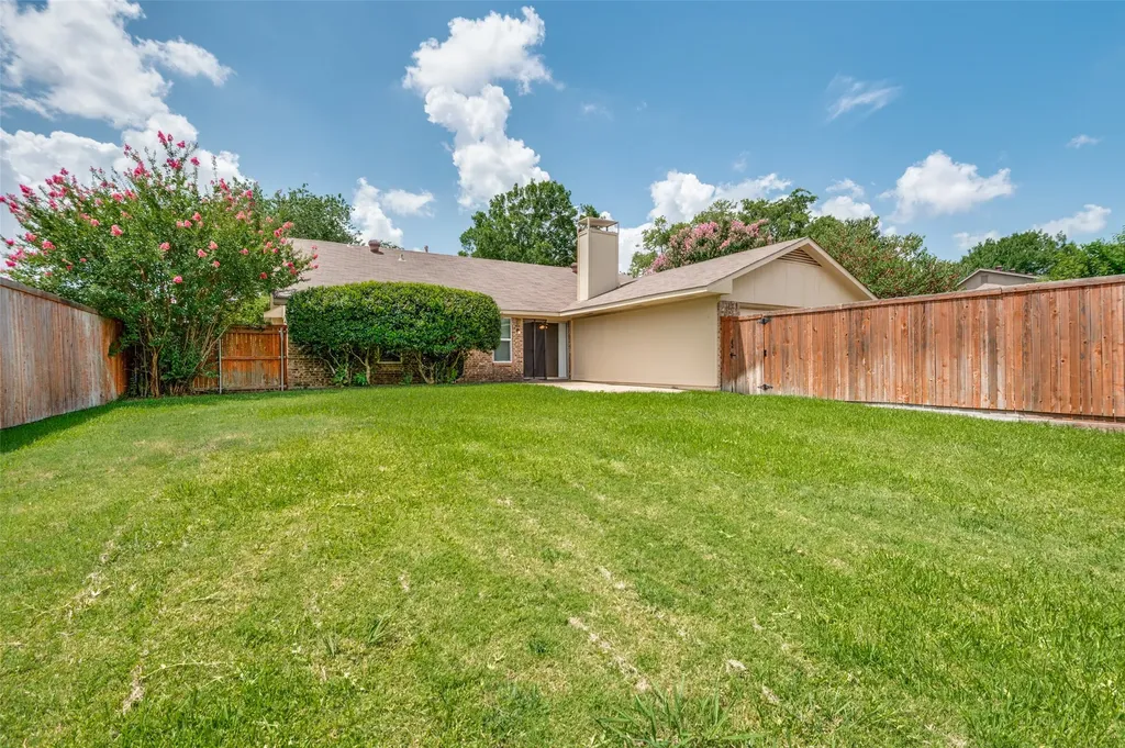 1507 Barclay Drive Richardson TX 75081