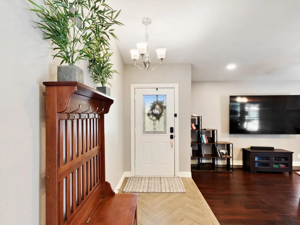 2922 Spring Brook Drive Garland TX 75044