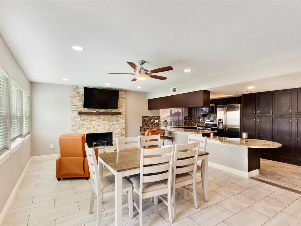 2922 Spring Brook Drive Garland TX 75044
