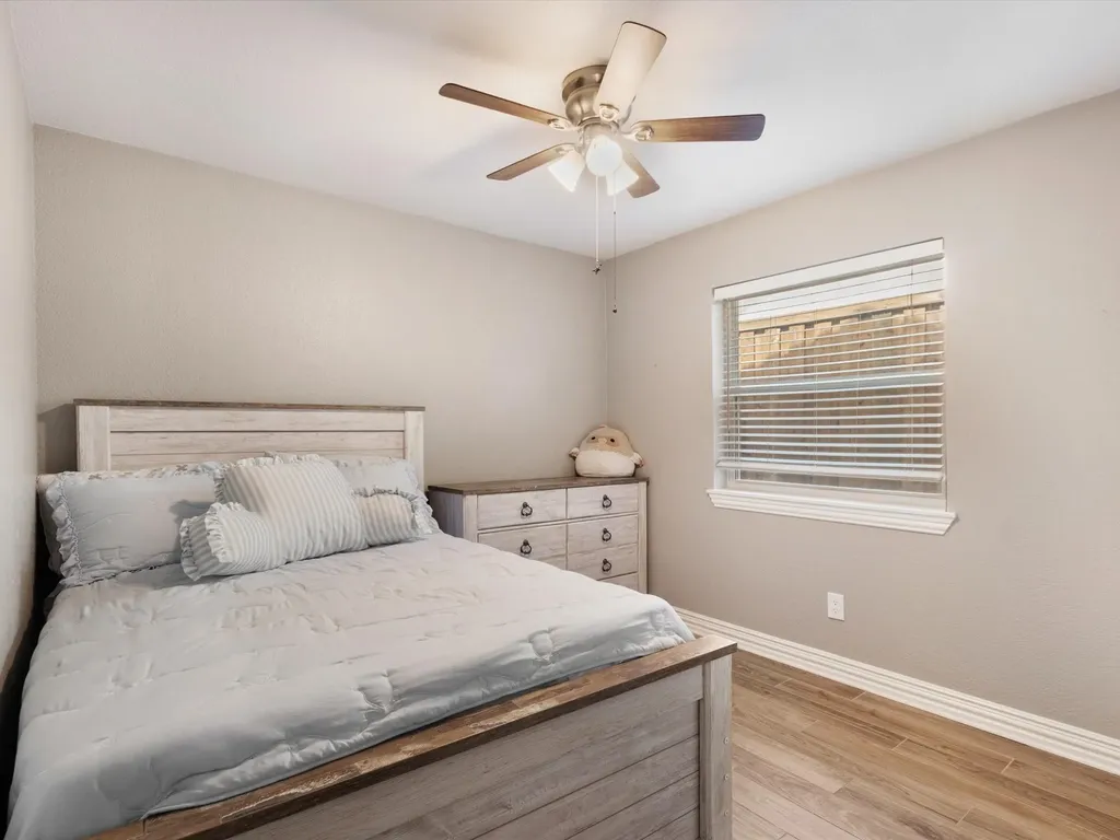 2922 Spring Brook Drive Garland TX 75044
