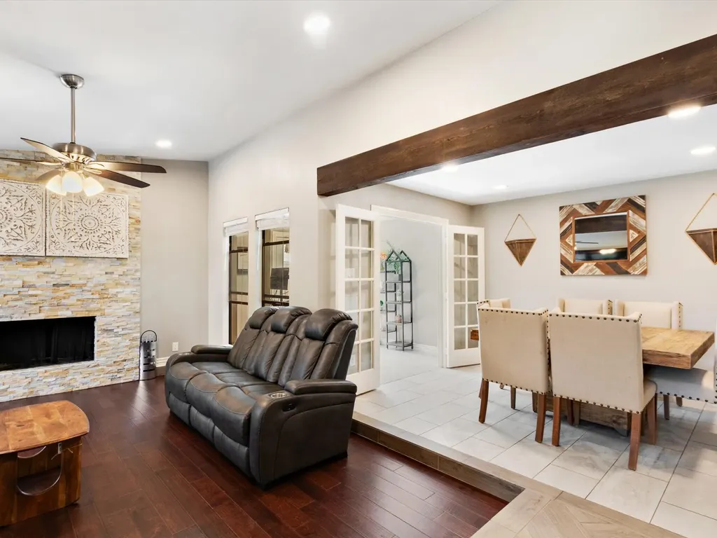 2922 Spring Brook Drive Garland TX 75044
