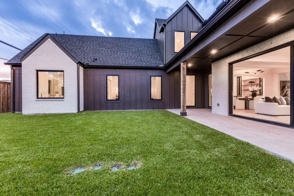 10320 Lynford Drive Dallas TX 75238