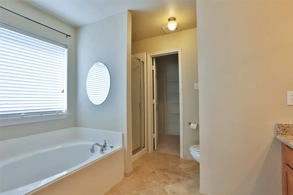 809 Robbin Circle Mckinney TX 75072