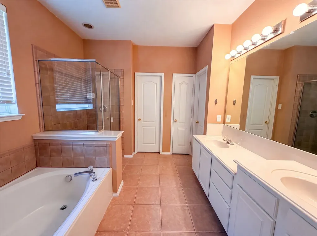 1311 Stanford Drive Rockwall TX 75087