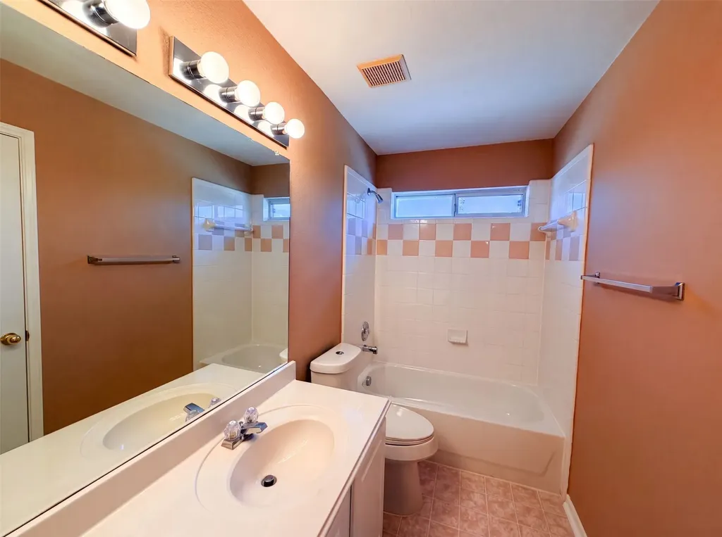 1311 Stanford Drive Rockwall TX 75087