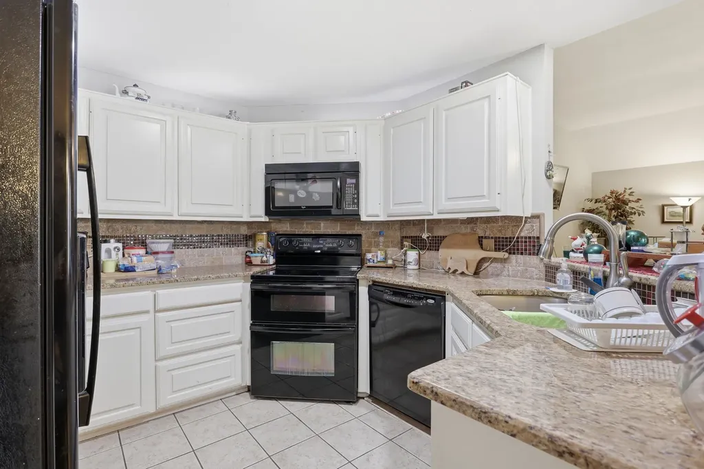 19007 White Bluff Drive Whitney TX 76692